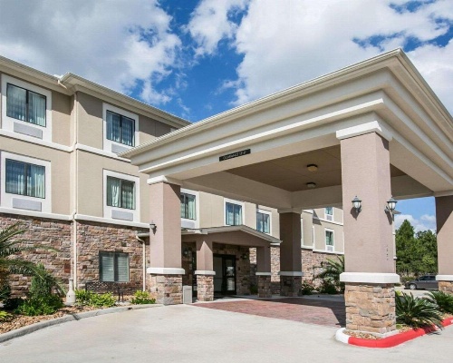 Restwell Inn & Suites I-45 North image 36
